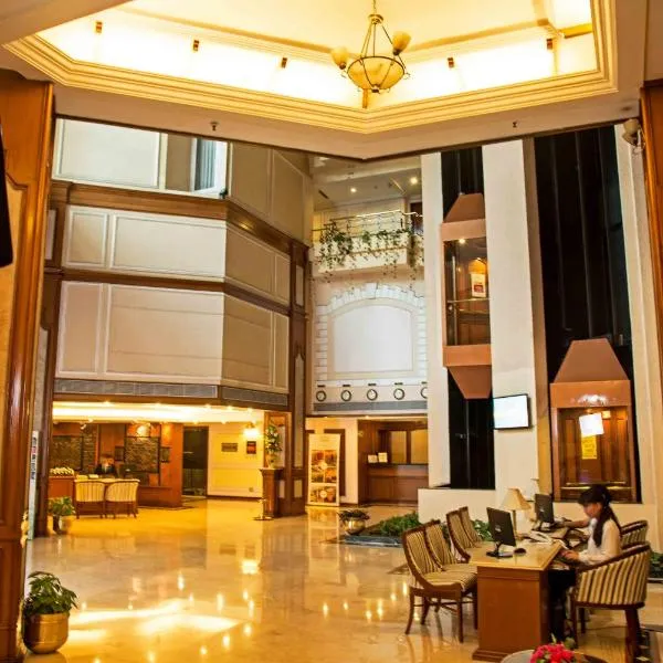 Suite Living Area